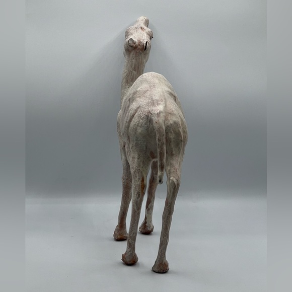 Large camel 🐪 statue - Picture 2 of 8